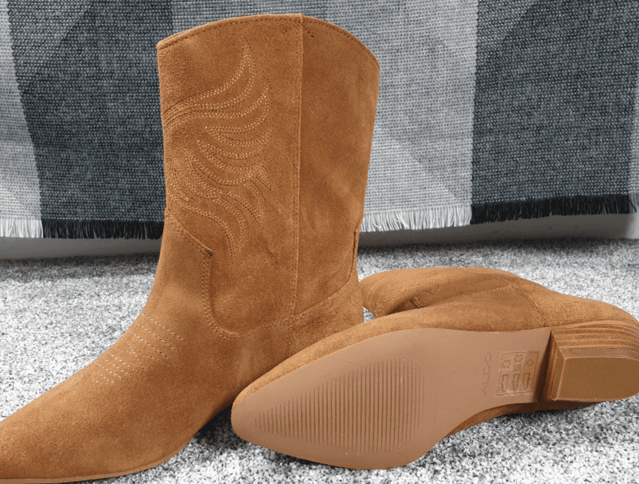 How to clean suede cowboy boots